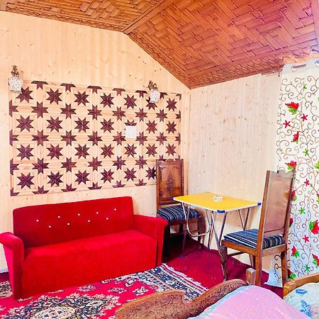 House Boat New Pala Palace Σριναγκάρ Εξωτερικό φωτογραφία