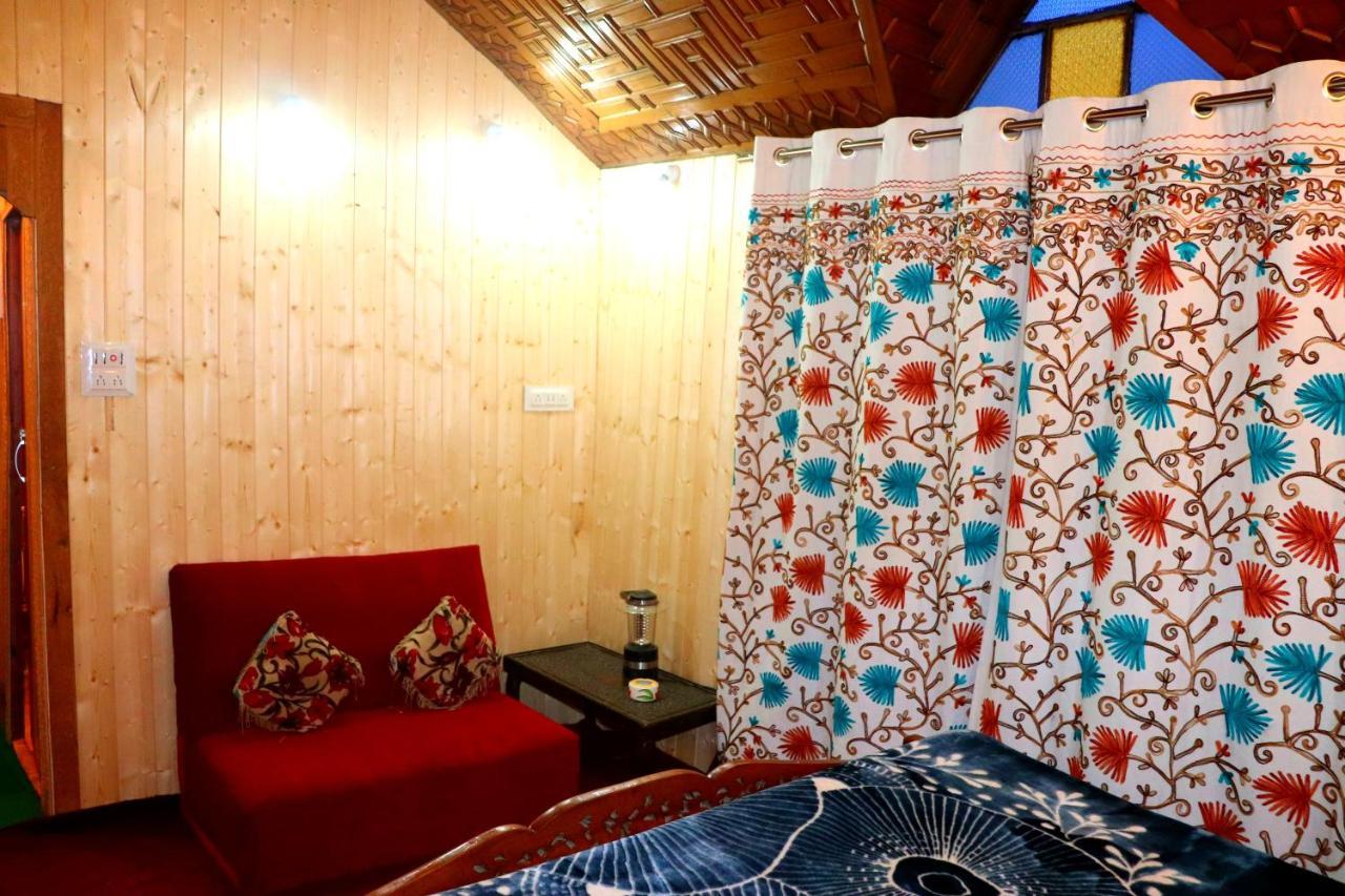 House Boat New Pala Palace Σριναγκάρ Εξωτερικό φωτογραφία
