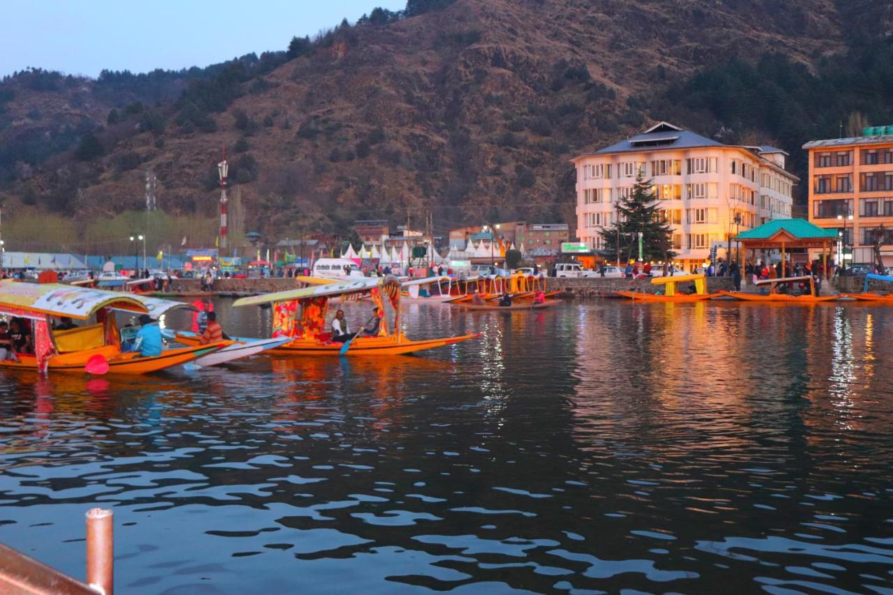 House Boat New Pala Palace Σριναγκάρ Εξωτερικό φωτογραφία