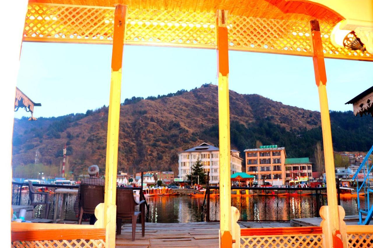 House Boat New Pala Palace Σριναγκάρ Εξωτερικό φωτογραφία
