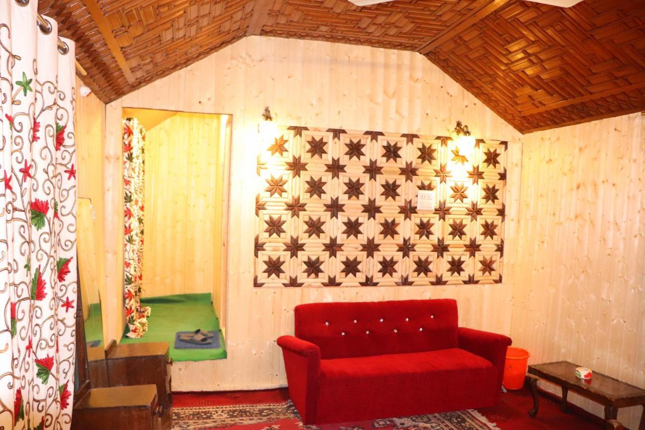House Boat New Pala Palace Σριναγκάρ Εξωτερικό φωτογραφία