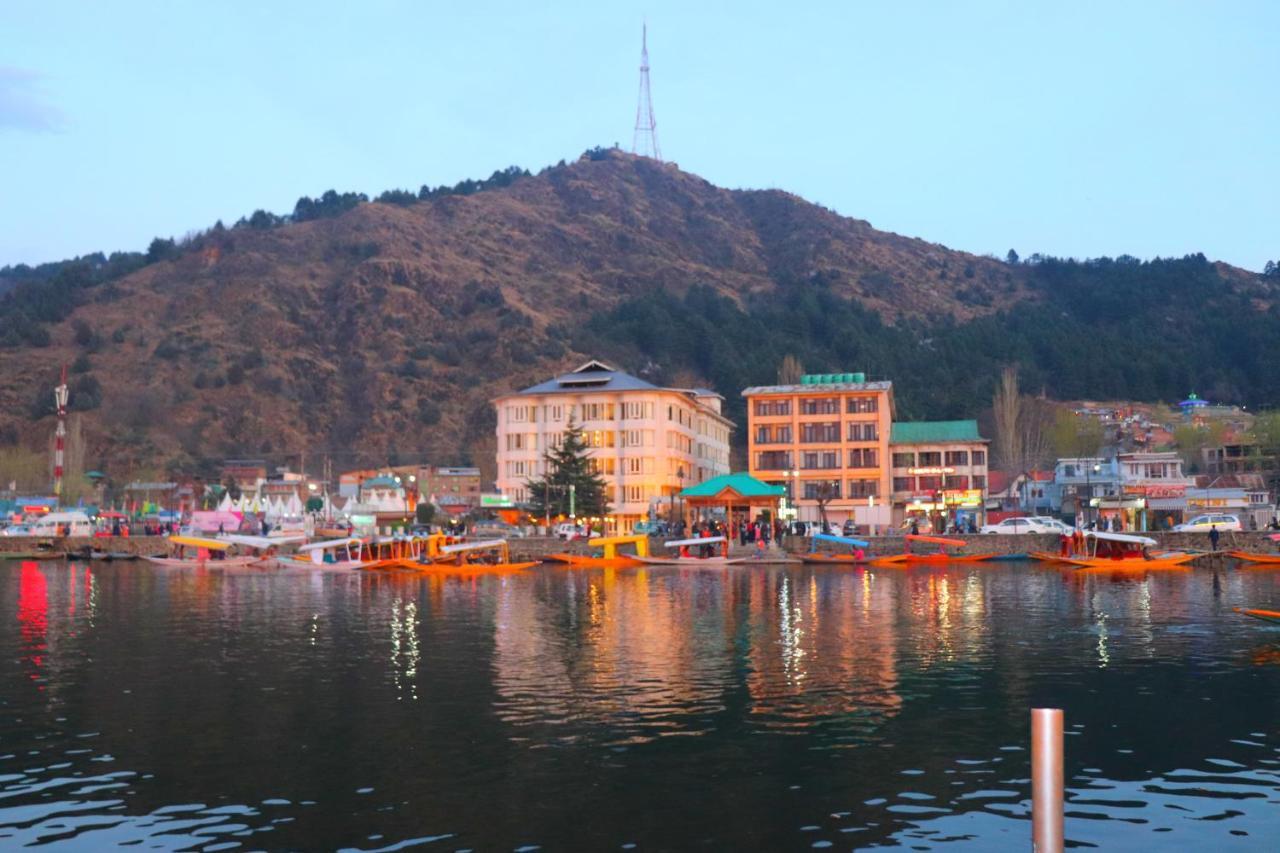 House Boat New Pala Palace Σριναγκάρ Εξωτερικό φωτογραφία